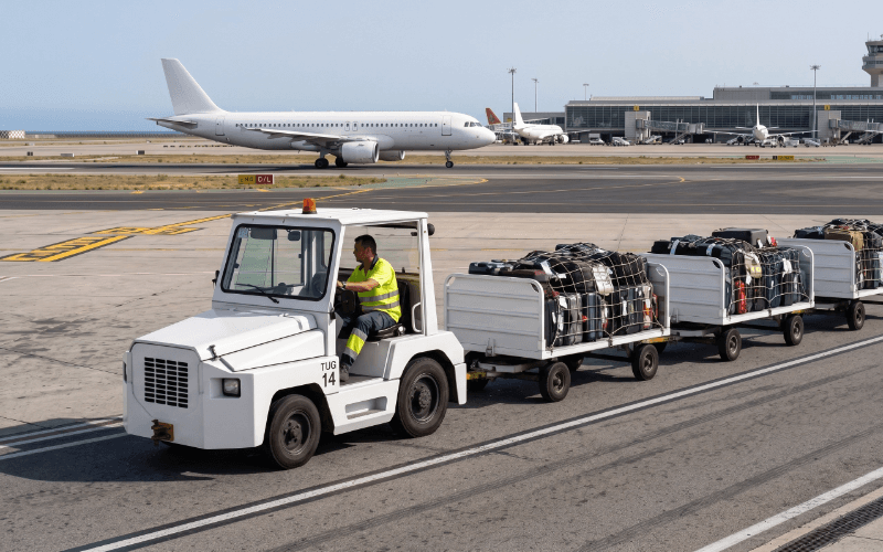 Traction batteries ñ equipos de arrastre y transporte en pista